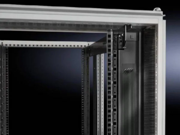 Ilmanohjain Rittal VX IT 600X2000