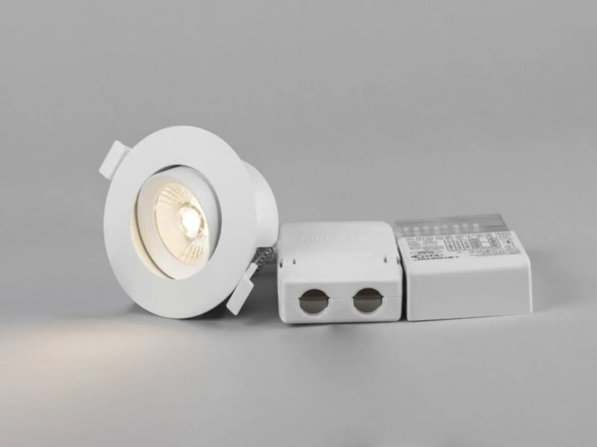 Alasvalo Hide-a-lite Comfort G4 IP44 520LM 7,5W TUNE TILT DA2 – 2000-2700