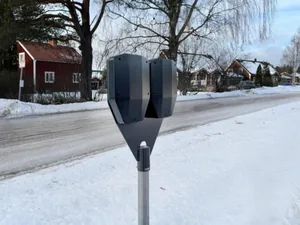 Pylväskannatin Next Green Poleplate - LATAUSASEMATARVIKE NEXT GREEN KANNATIN POLEPLATE 470 E