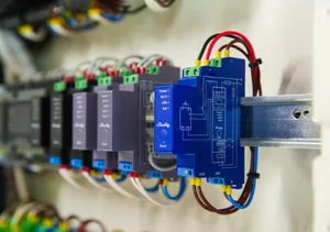 Shelly Pro Dimmer -tuotteet - VALONSÄÄDIN SHELLY PRO DIMMER 0/1-10V PM