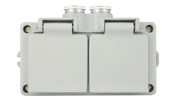 Pistorasia Selcast 2-os IP44 16A 2xPK16 HARM