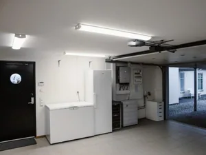 Teollisuusvalaisin roiskevesi Hide-a-lite Liteline G2 - TEOLLISUUSVALAISIN LITELINE G2 IP44 4400LM 28W 3/4K WH DA2