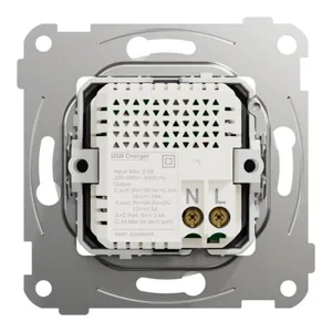 Keskiölevy ELKO One USB - KESKIÖLEVY ELKO ONE USB-LATAUS PR A+C 21W PD VAL