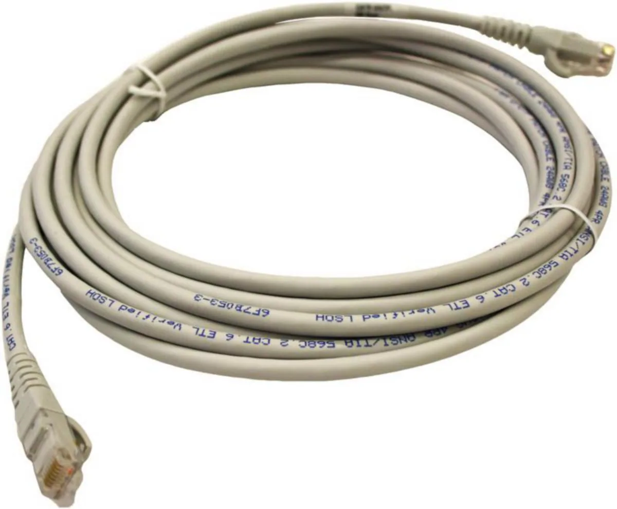 Kytkentäkaapeli-CAT6A Kerman U/UTP CAT6A KYTKENTÄKAAPELI 7M – harmaa