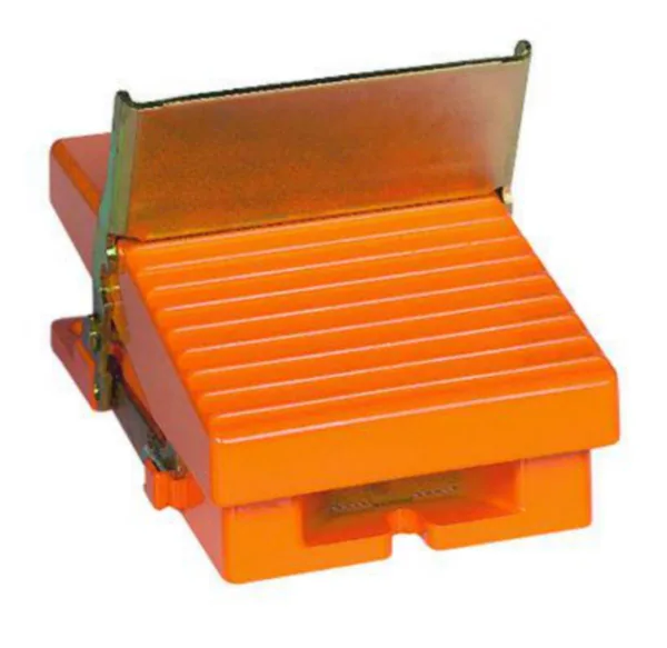 Jalkapainike Schneider Electric Preventa XPER 911