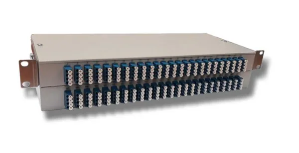 Paneeli-esikytketty Naficon Kaappitarvike PAN 19" LC/- 192SMT 1.5M