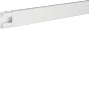 Asennuskanava Hager Tehalit.LF tarralla - ASENNUSKANAVA TEHALIT.LF LF18045 PVC 18X45X2500 TAR LVA
