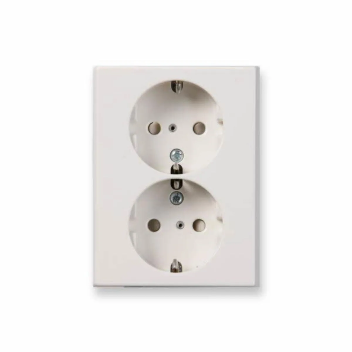 Pistorasia Ensto Intro 100mm - PISTORASIA ENSTO INTRO 2S/16A/IP21 UKJ 0X VAL
