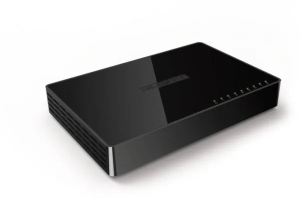 Ethernet kytkin Gigamedia