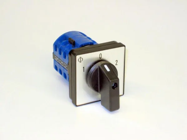 Nokkakytkin suunnanvaihto Kraus&Naimer CA10...E