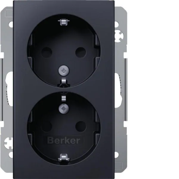 Pistorasia Hager S.1 2S/16A/IP21 2X UKJ ANT