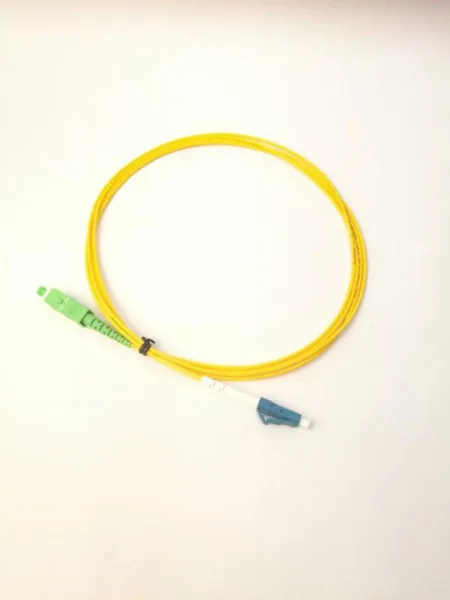 Kytkentäkaapeli-kuitu Finnsat SM SC APC/LC UPC SIMPLEX 2M