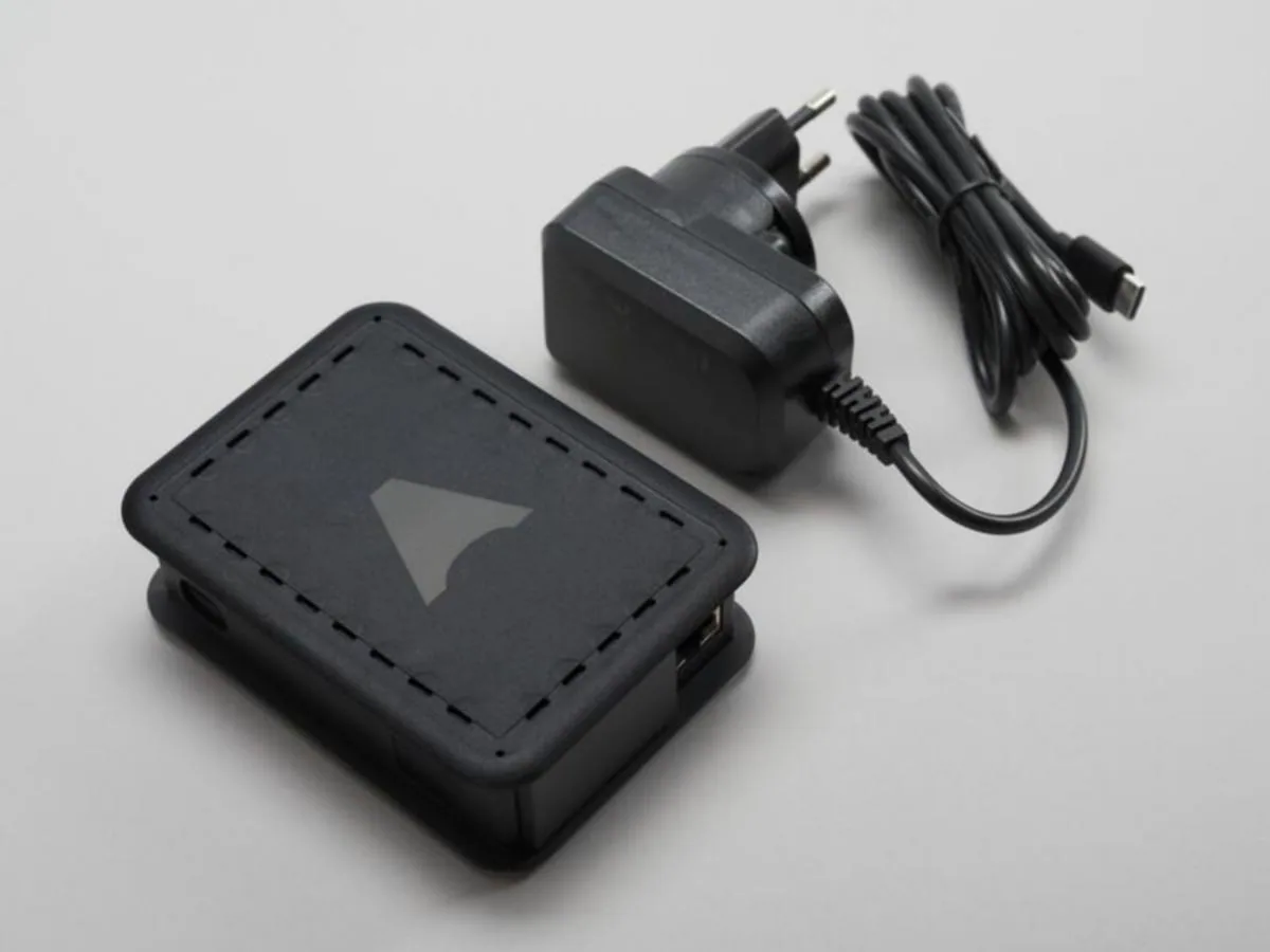 Ohjausyksikkö Hide-a-lite Casambi - OHJAUSYKSIKKÖ CASAMBI CLOUD GATEWAY POE