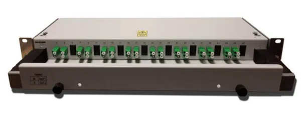 Jaotinpaneeli Naficon 19" LC-APC 8X1:2 LCA TS