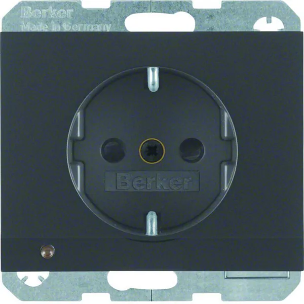 Pistorasia Hager K.5 1S/16A UKR LED ANT