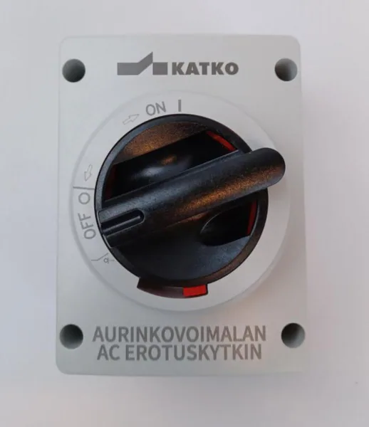 Aurinkovoimalan erotuskytkin Katko KEM 416 4X16A 400V 7,5KW