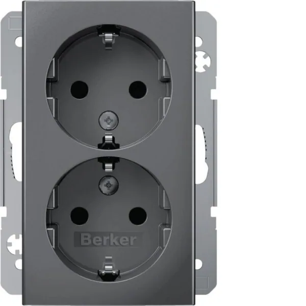 Pistorasia Hager S.1 2S/16A/IP20 2X UKJ ALU