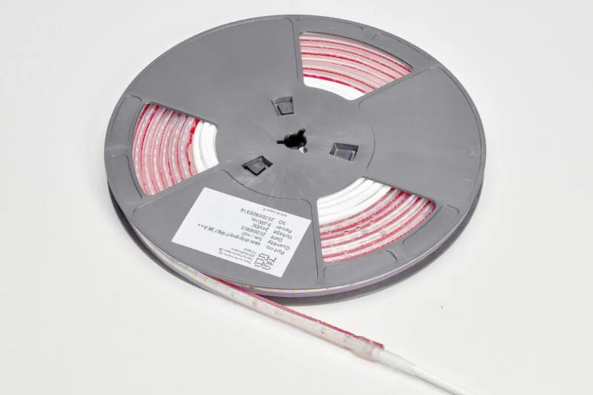 Valoprofiili/-nauha Saas Superior P 2,7K IP67 24V 9,6W/M RA95 – 2700