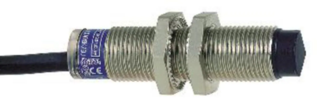 Induktiivinen tunnistin Telemecanique OsiSense XS612B4-sarja M12, XS612B4PAL2 PNP NO 2M SN7MM