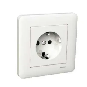 Pistorasia Schneider Electric Exxact 1-osainen kokopeitelevyllä - PISTORASIA EXXACT 1S/16A/IP21 UPJ VAL 50 BLK