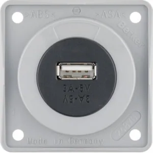 Pistorasia Hager Integro Flow - PISTORASIA INTEGRO FLOW 1USB/3A/12VDC UR HAR