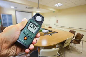 Valaistusvoimakkuusmittari LT505 Extech - VALAISTUSVOIMAKKUUSMITT EXTECH LUX-MITTARI 400.000 LUX