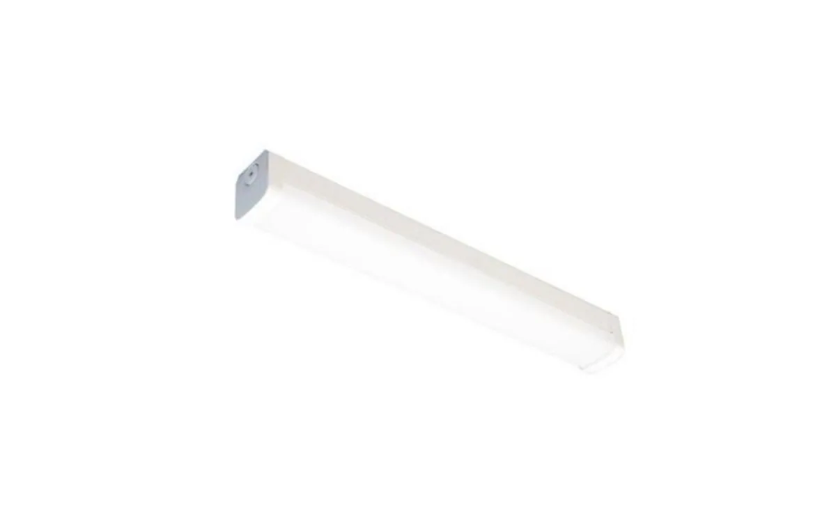Yleisvalaisin pinta SG Hurdal - YLEISVALAISIN PINTA SG HURDAL 600 3000K