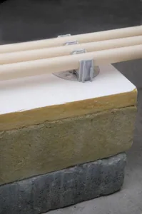 Kiinnikealustat eristettyihin kattoihin ja seiniin DHI Schnabl Castor - RUUVIALUSTA CASTOR DHI 13 60-80mm ERISTE 150kpl