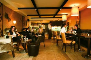 Vakiolamppu Philips Master Led - VAKIOLAMPPU MASTER LED E27 827 485LM 40W=2.3W CL UE A