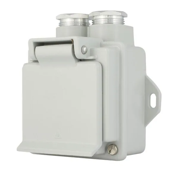 Pistorasia Selcast 1-os IP44 16A 2xPK16 HARM