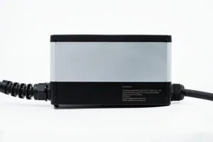 Latausasema peruslataus Shelly - LATAUSASEMA PERUSLATAUS SHELLY PORTABLE SMART EV CHARGER 11KW