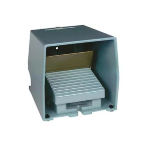 Jalkapainike Schneider Electric Preventa - JALKAPAINIKE PREVENTA XPEM711 METAL.SUOJUKSELLA