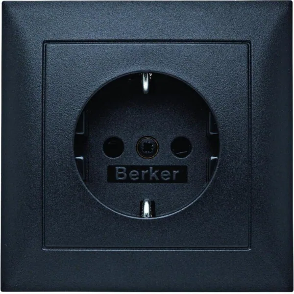 Pistorasia Hager S.1 1S/16A/IP21 UPJ ANT