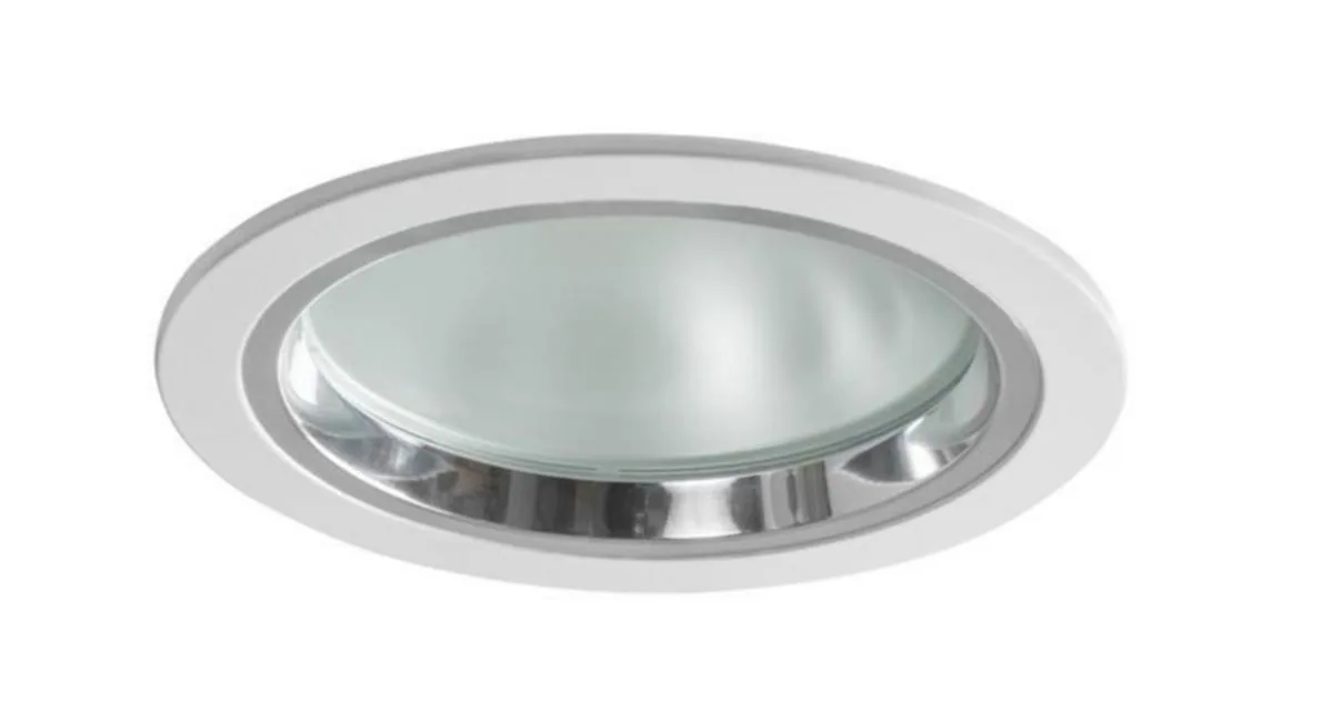 Alasvalo Airam Pro CAROL 190 10W/830 VA – 3000