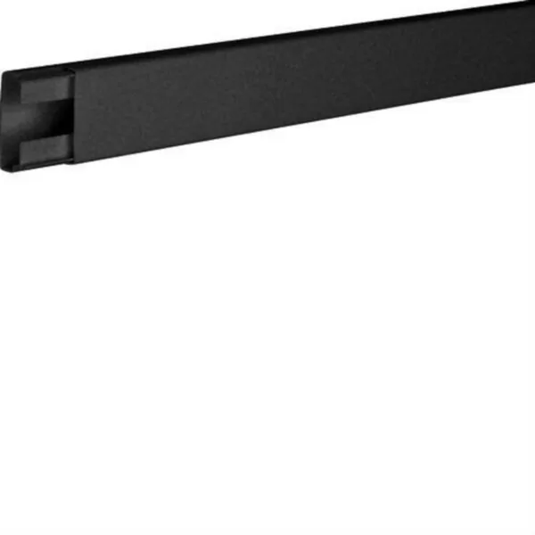 Asennuskanava Hager Tehalit.LF musta LF180450 PVC 18X45X2000 MUS